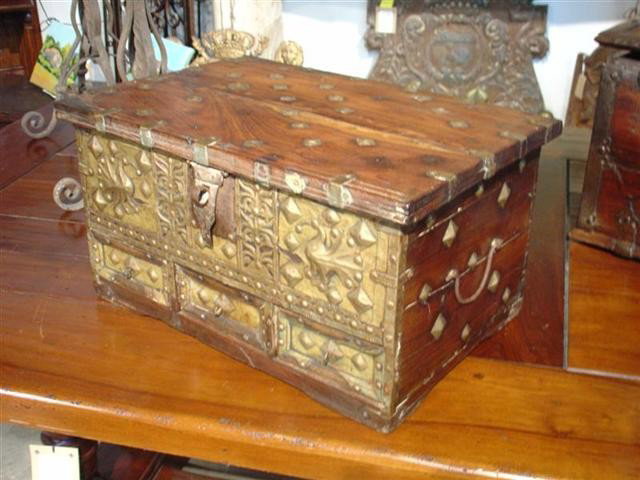 Small Dutch Rosewood Box with Brass Studs: Small Dutch Rosewood Box with Brass Studs