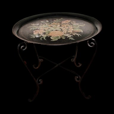 French Tole Table 19th Century Hand Painted: Round black metal removable tole tray and folding stand from France 19th century makes an excellent coffee table or side table. The gorgeous hand painted floral design is in excellent condition. Cream