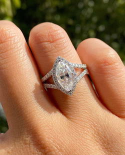 Certified 2.5 Carat Marquise Cut 14kt Solid White Gold Lab Grown Diamond Ring: Certified 2.5 Carat Diamond Marquise Cut 14kt Solid White Gold Ring Lab Grown Diamond Ring, 14Kt/59% Hallmarked White Gold Ring size - US 7, Color- D, Clarity -VVS1, Diamond Weight: 4 Ct,Emerald Cut.