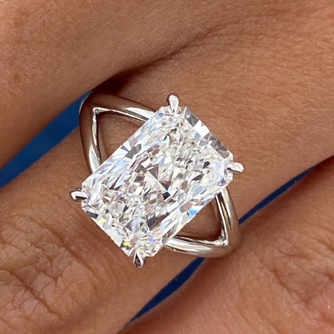 Certified 7 Ct. Lab Grown Diamond Engagement Ring in 14K Solid White Gold (1 of 3)