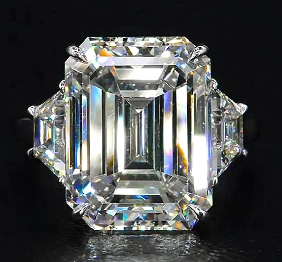 HUGE 40 Ct Certified HPHT Treated Off White Diamond Solitaire Promise Ring.925 Silver: Emerald Cut HUGE 40 Ct Certified HPHT Treated Off White Diamond Solitaire Promise Ring.925 Silver - Free Shipping - Ring Size US 7