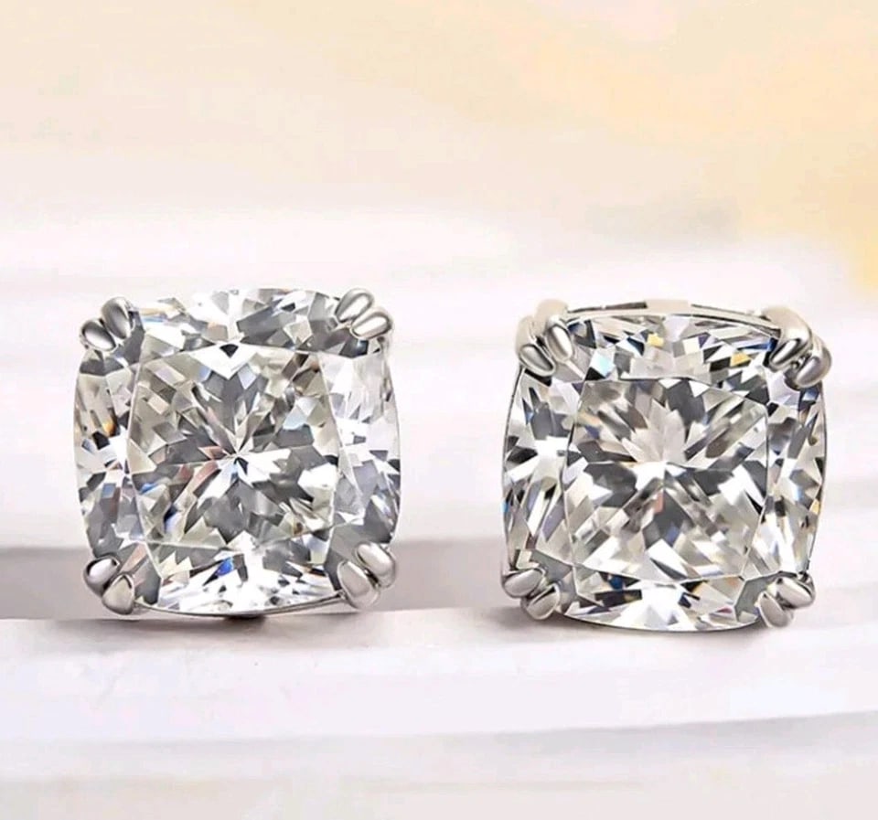 Rare 16 Ct Treated HPHT Certified Off White Diamond Solitaire Stud Earrings In 925 (1 of 2)