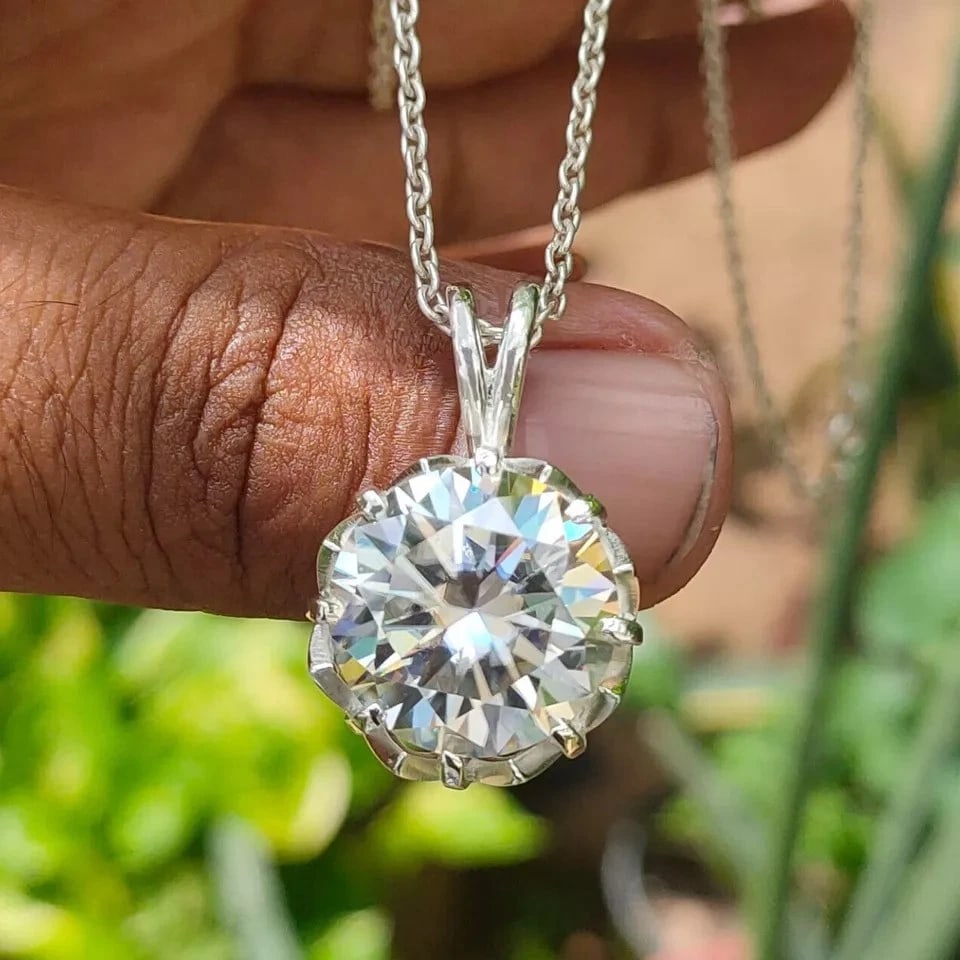 RARE 10 Ct Certified Off White Treated Diamond Solitaire Pendant in 925 Silver (1 of 2)