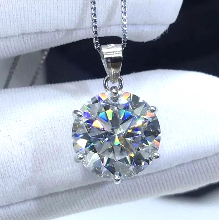 RARE 12 Ct Certified Treated Off White Diamond Solitaire Pendant In 925 Silver (1 of 2)