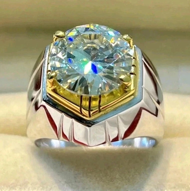 10 Ct Certified Treated Off White Diamond Solitaire Men's Ring In 925 Silver (1 of 3)