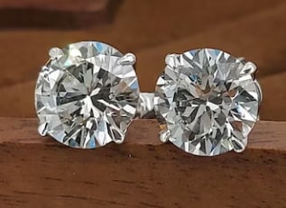 Certified Natural Diamond 6 Carat E VVS1 Round Cut 14kt Solid White Gold Earrings: Certified Natural Diamond 6 Carat E VVS1 Round Cut 14kt Solid White Gold Earrings