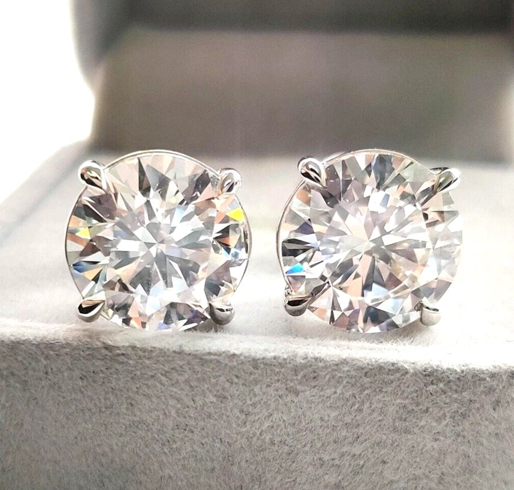 HUGE & RARE 14 Ct Treated Certified Off White Diamond Solitaire Stud, 925 Silver (1 of 3)