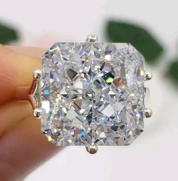 10 Ct Certified Treated Off White Diamond Solitaire Promise Ring In 925 Silver: 10 Ct Certified Treated Off White Diamond Solitaire Promise Ring In 925 Silver - Ring Szie US 6