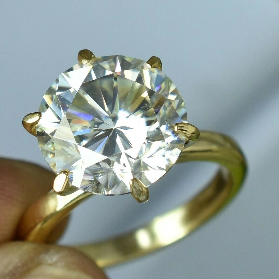 RARE 10 Ct Treated Off White Diamond Solitaire Ring In 925 Silver. Certified (1 of 4)