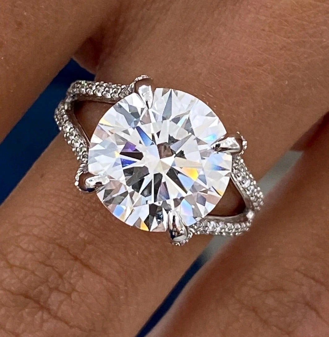 10.5 Ct Certified Treated Designer Off White Diamond Ring with Accents, 925 Silver (1 of 4)