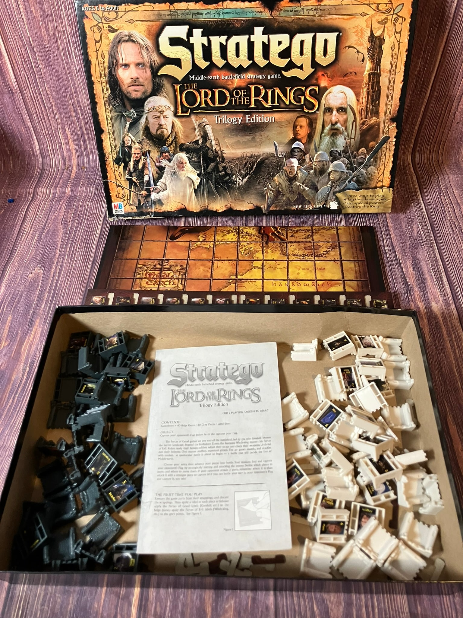 Stratego - Lord of the Rings Special Edition Board Game: Stratego - Lord of the Rings Special Edition Board Game