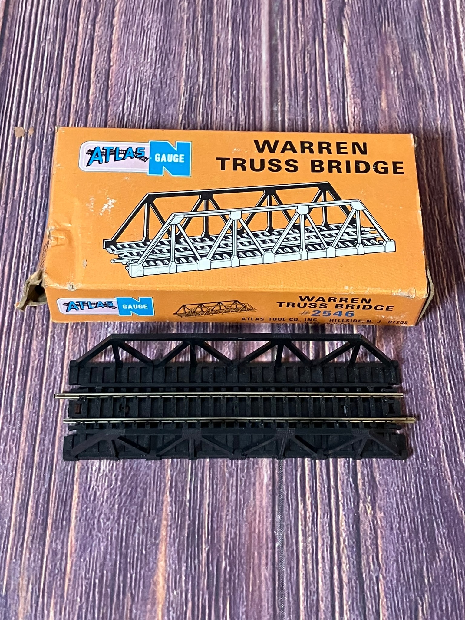 Atlas N Scale Warren Truss Bridge: Atlas N Scale Warren Truss Bridge