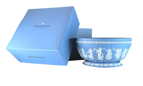 Wedgwood Jasper Dancing Hours Bowl & Trivet