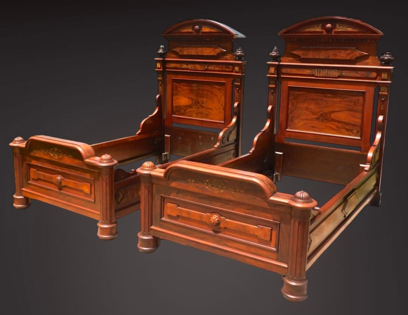 Victorian Walnut Twin Beds American c. 1840 - Pair (1 of 5)