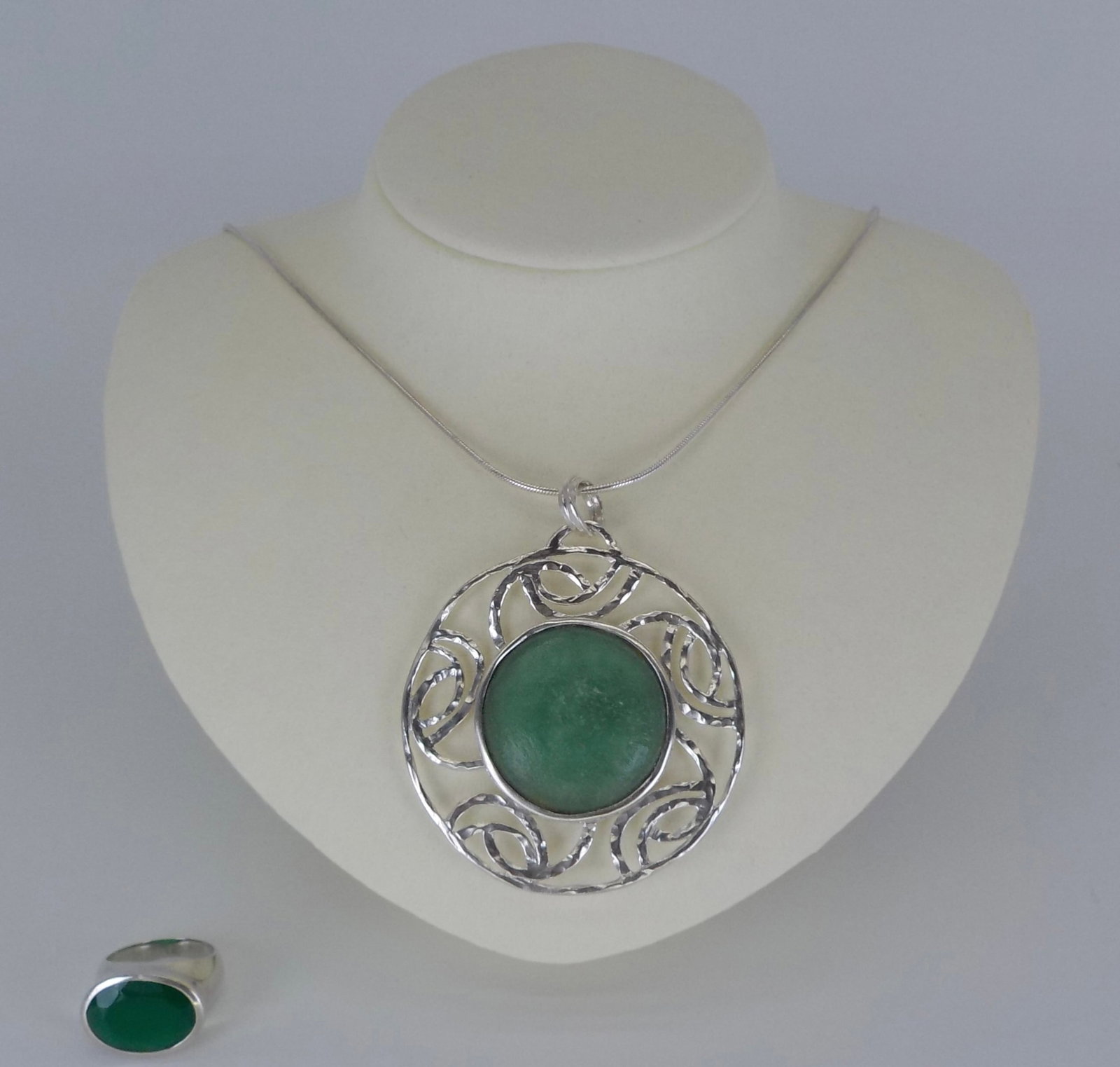 Sterling Silver Neckless & Ring: Sterling Silver Neckless & Ring