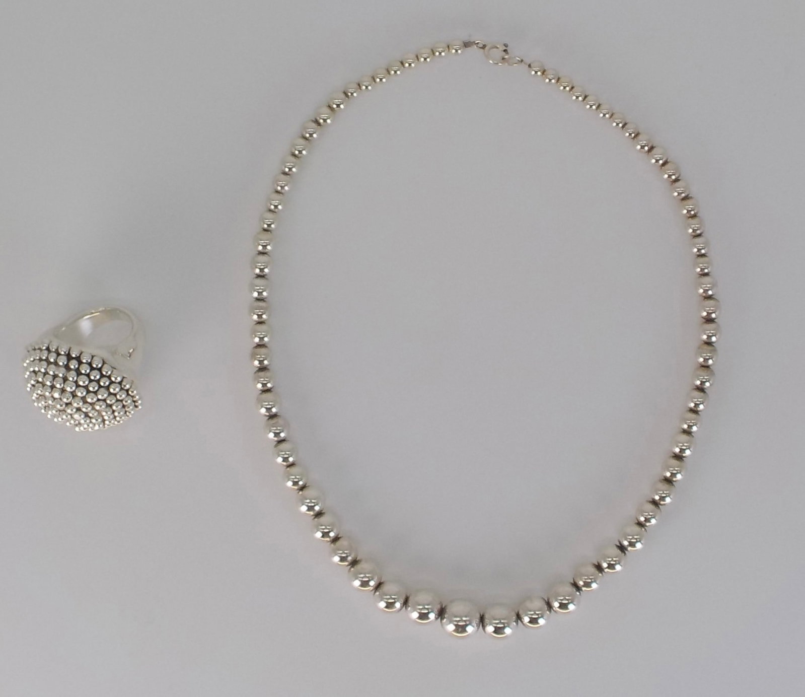 Sterling Silver Graduated Neckless & Ring.925: Sterling Silver Graduated Neckless & Ring.925