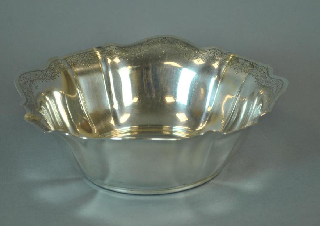 GORHAM STERLING FLUTED SERVING BOWL (1 of 2)