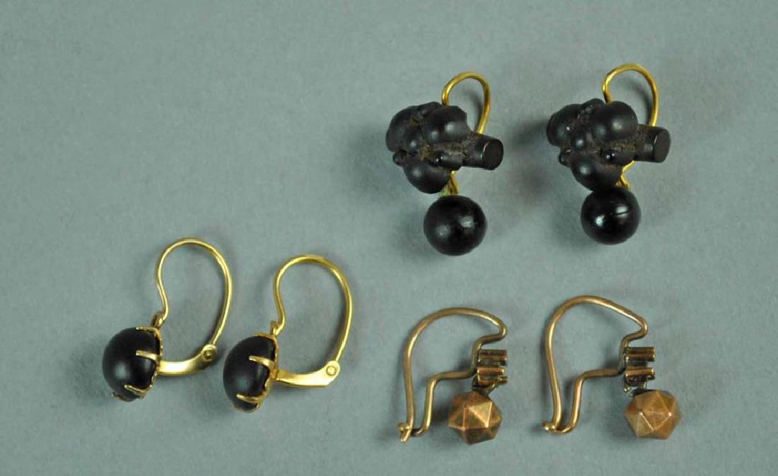 (3) PAIRS VINTAGE WIRE EARRINGS (1 of 1)