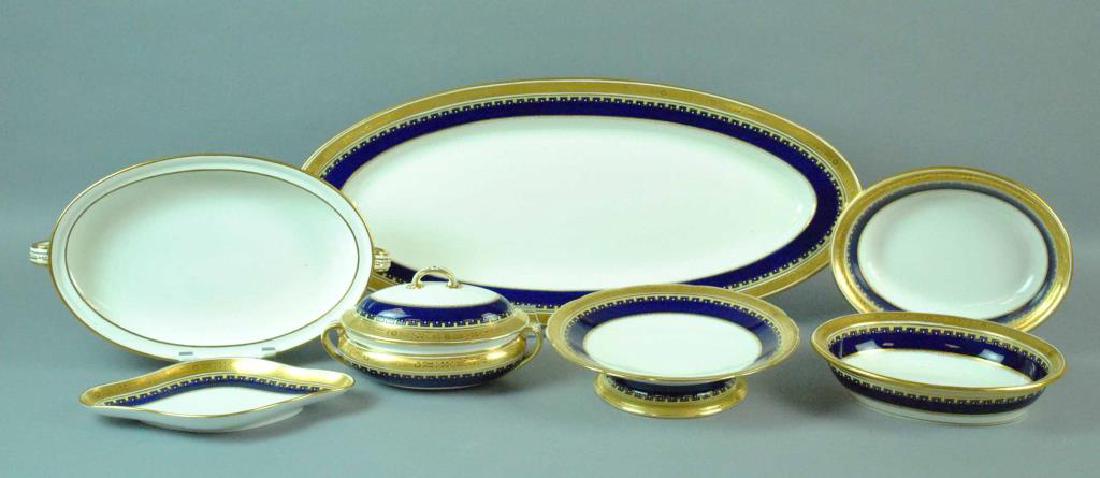 (7) MINTONS SERVING PIECES (1 of 5)