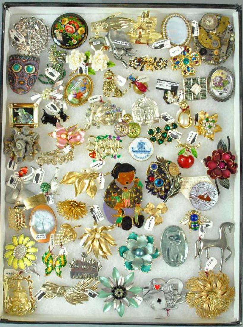 (50+) SIGNED COSTUME JEWELRY PINS: including Jomaz, Kramer, Danecraft, Nadri, BSK, Har, Carolee, Coro, Trifari, etc., largest 3in. (overall good condition, all stones appear intact)