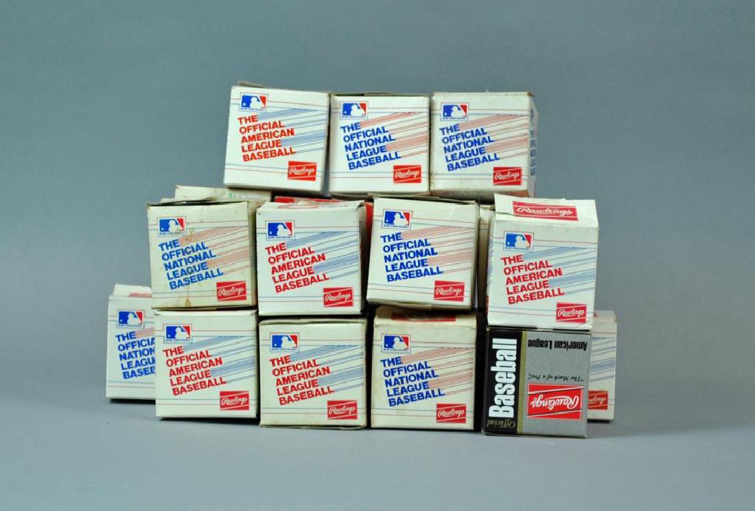 (20) AUTOGRAPHED BASEBALLS - MANY HALL OF FAMERS (1 of 5)