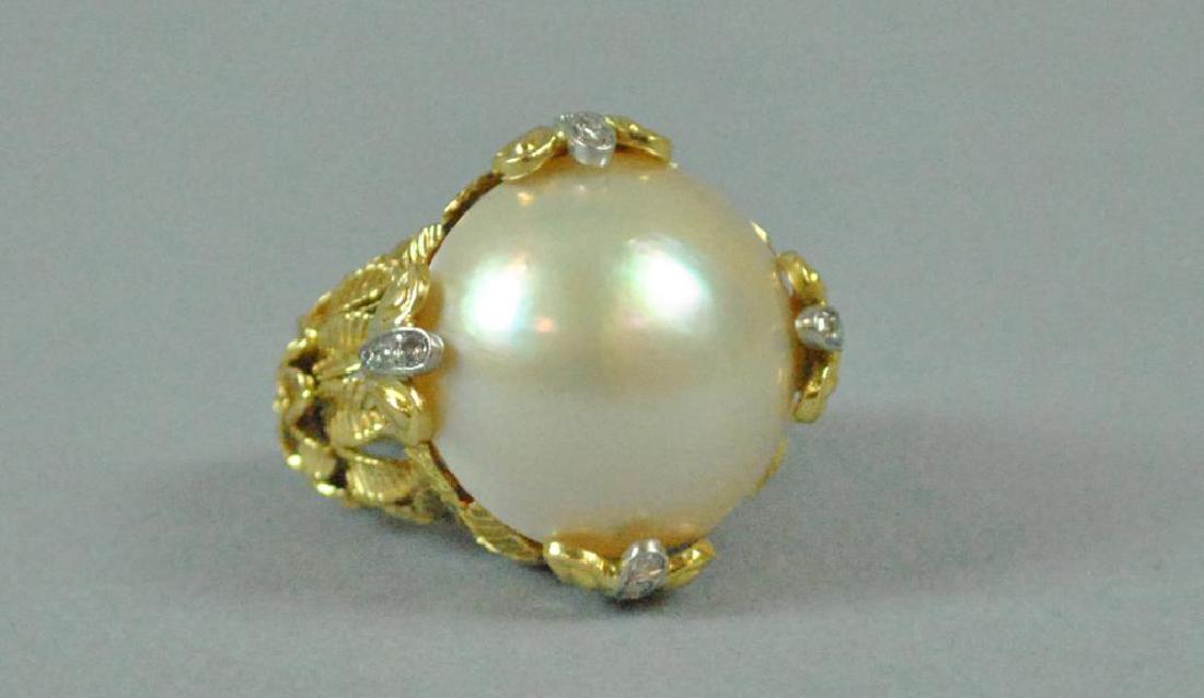 18K MABE PEARL & DIAMOND RING (1 of 4)