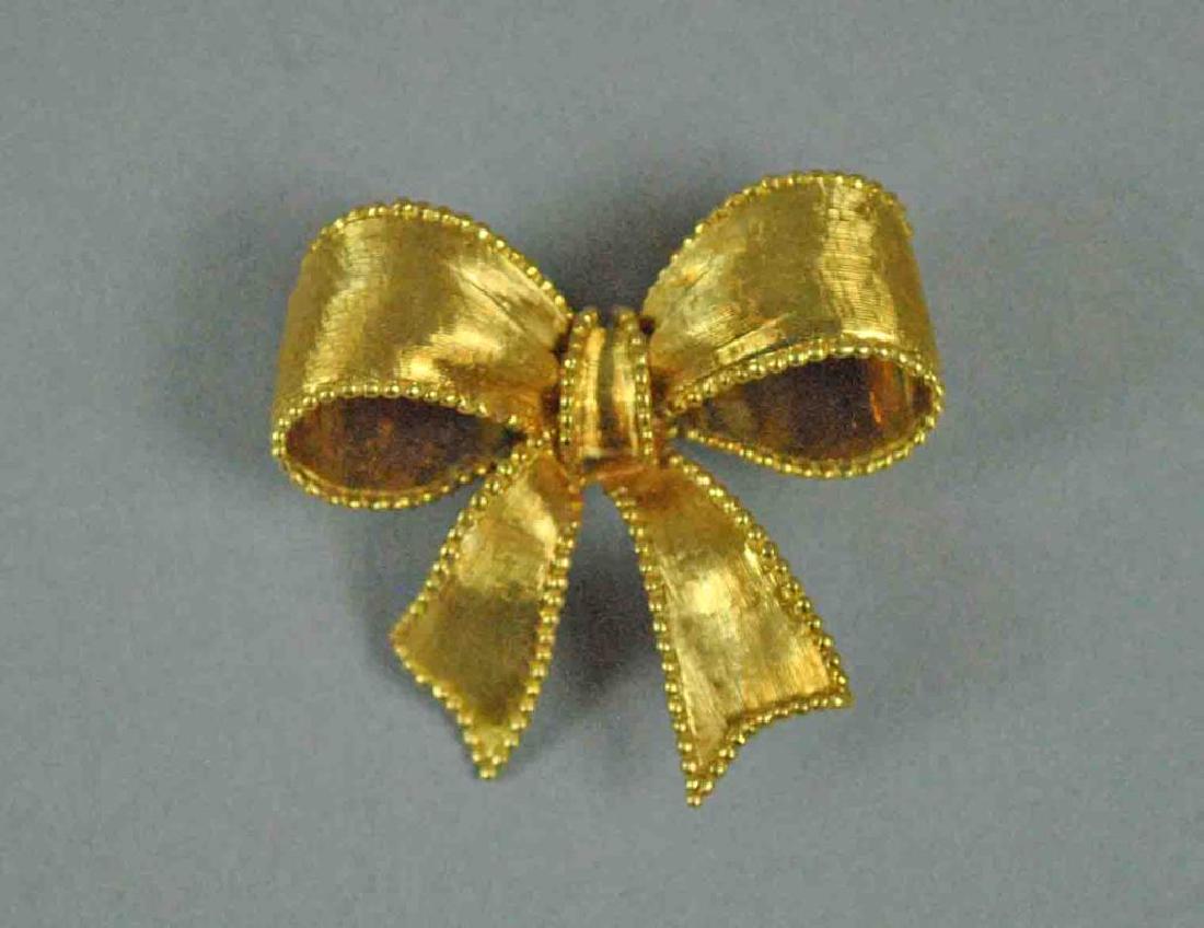 TIFFANY & CO. 18K BOW FORM BROOCH (1 of 2)