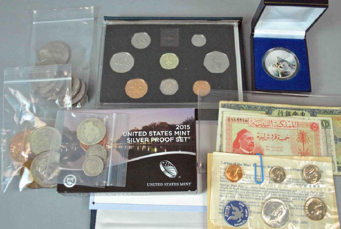 MIXED GROUP OF US & INTERNATIONAL COINS & CURRENCY (1 of 4)