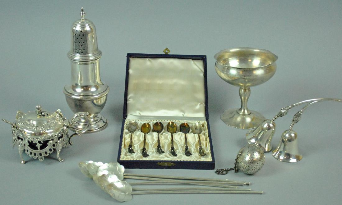 (18) PIECE STERLING TABLEWARES GROUP (1 of 5)