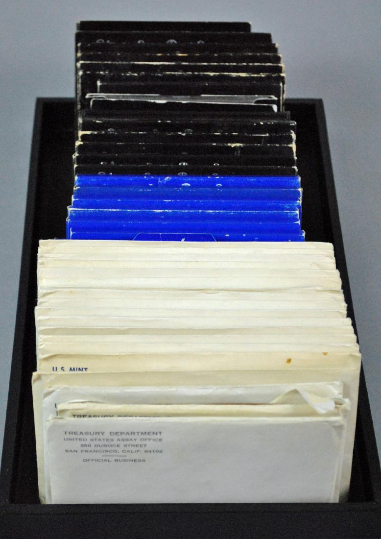 (34) US UNCIRCULATED & PROOF COIN SETS (1 of 1)