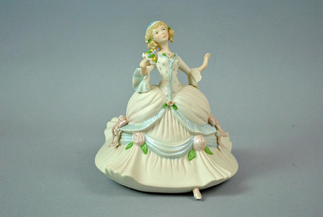 CYBIS FIGURINE - CINDERELLA AT THE BALL (1 of 3)