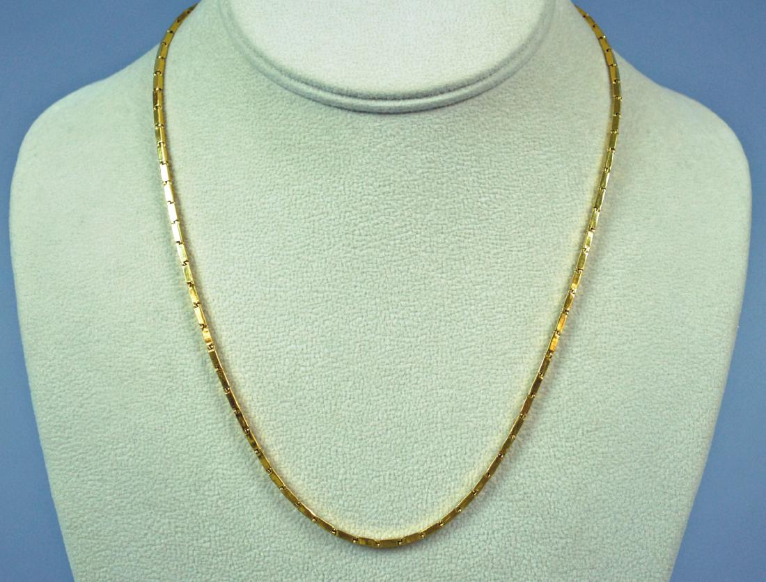 22K ELONGATED BOX LINK NECKCHAIN (1 of 4)