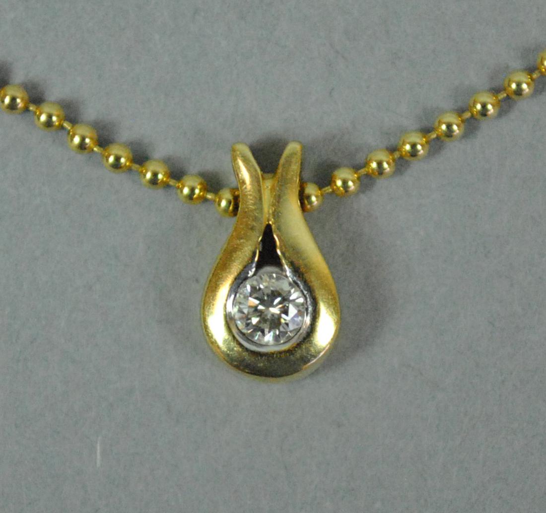 18K DIAMOND PENDANT ON CHAIN (1 of 2)