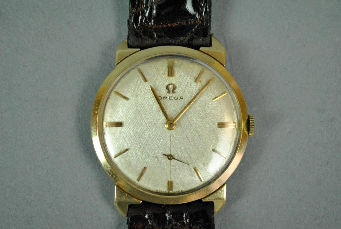 GENTS OMEGA 14K GOLD CASE WATCH (1 of 2)