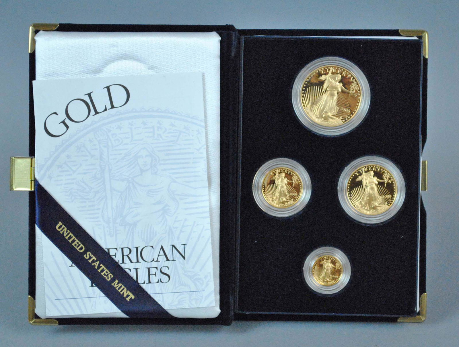 2000 AMERICAN EAGLE 4-COIN GOLD PROOF SET (1 of 2)