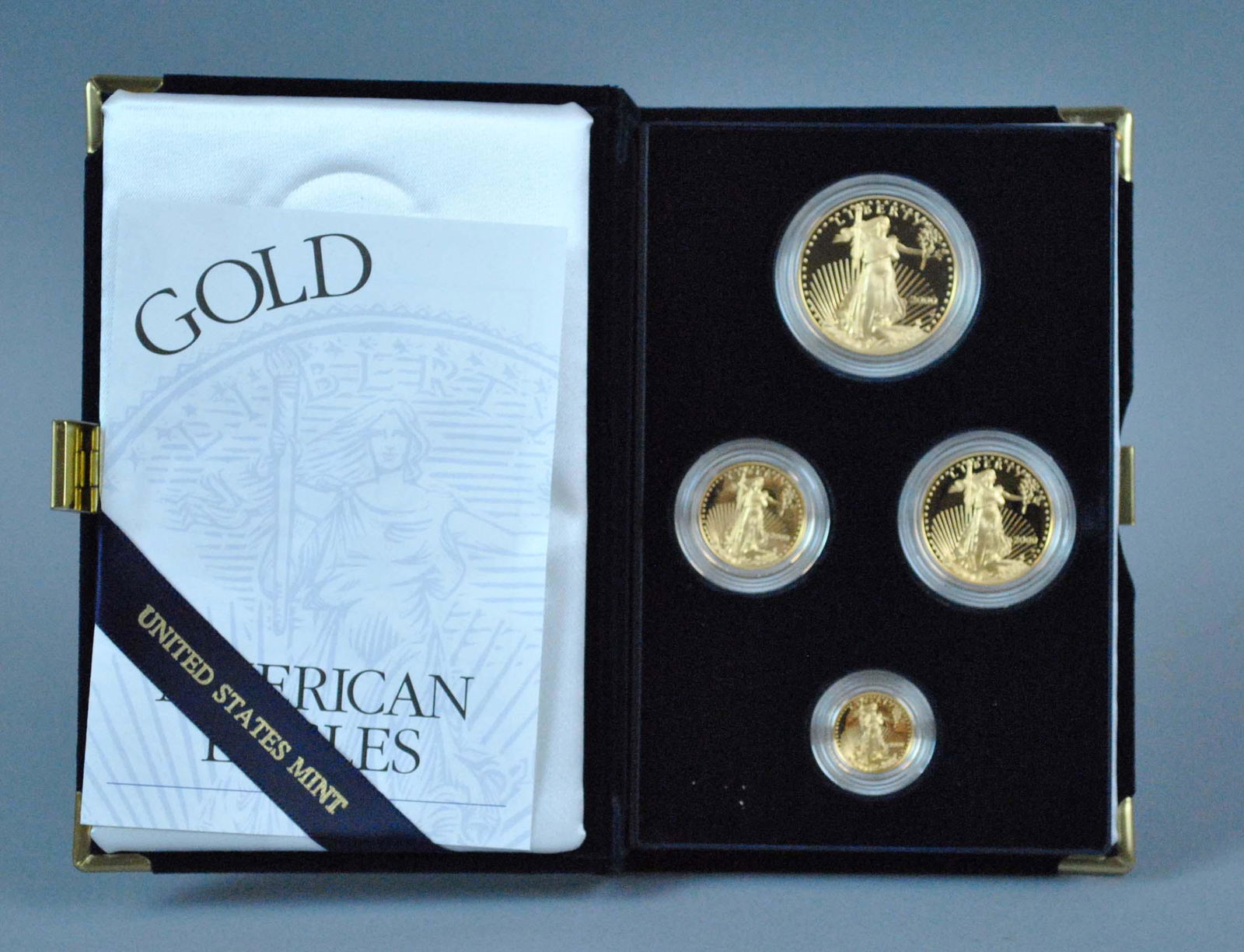2000 AMERICAN EAGLE 4-COIN GOLD PROOF SET (1 of 2)