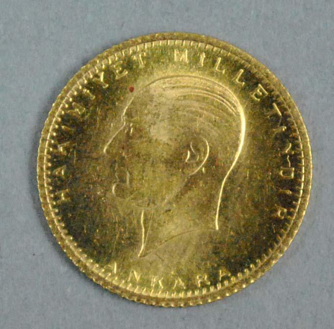 1923/39 TURKEY 25 KURUSH GOLD COIN (1 of 2)