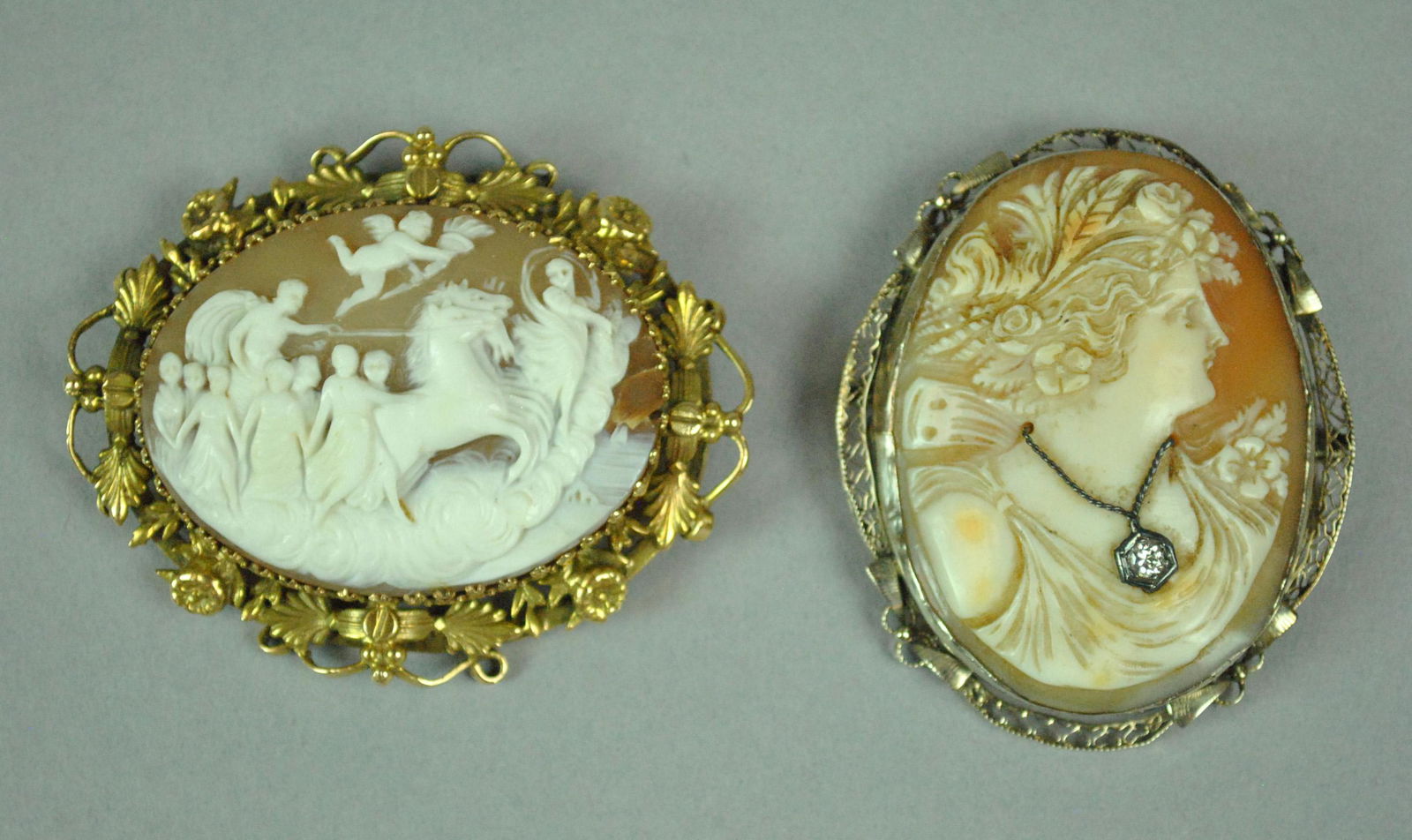 (2) 14K LARGE CAMEO BROOCHES (1 of 3)