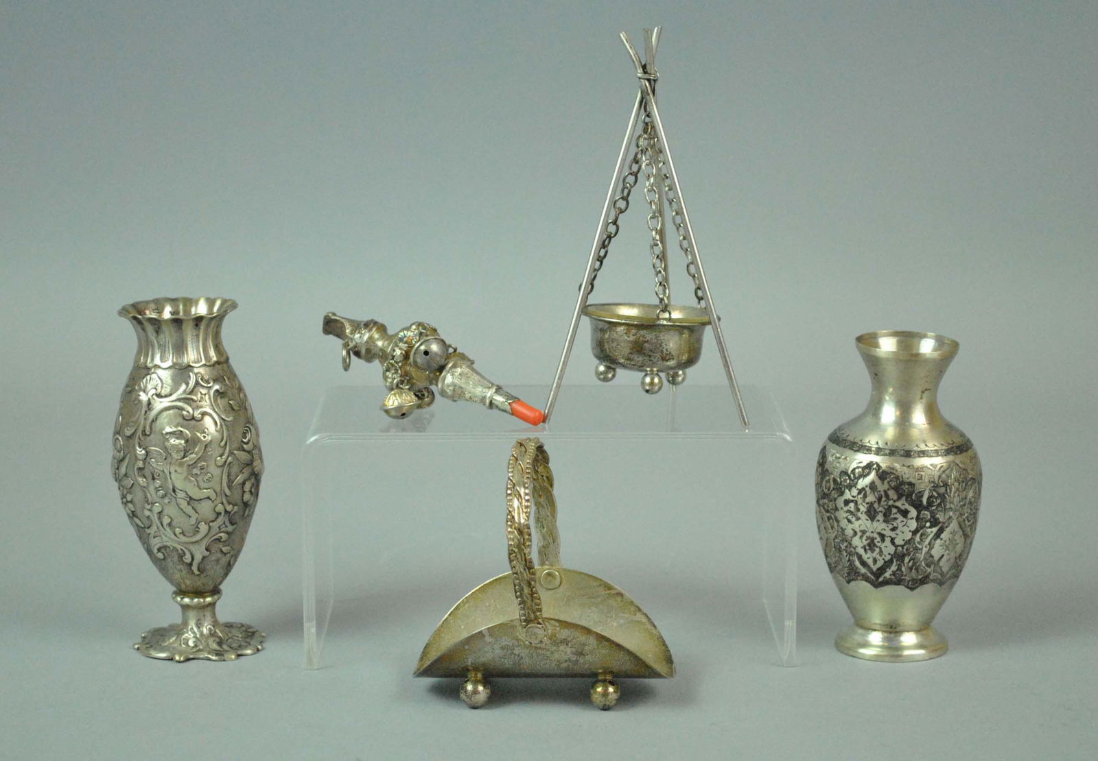(5) SMALL & MINIATURE SILVER ARTICLES (1 of 6)
