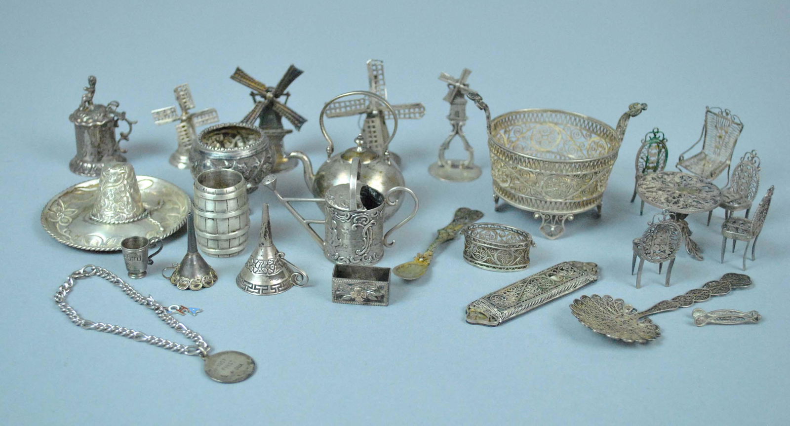 (27) PIECE MINIATURE SILVER GROUP (1 of 7)