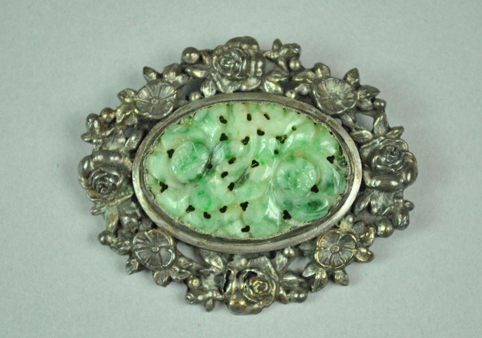 LARGE STERLING SILVER JADE BROOCH (1 of 2)