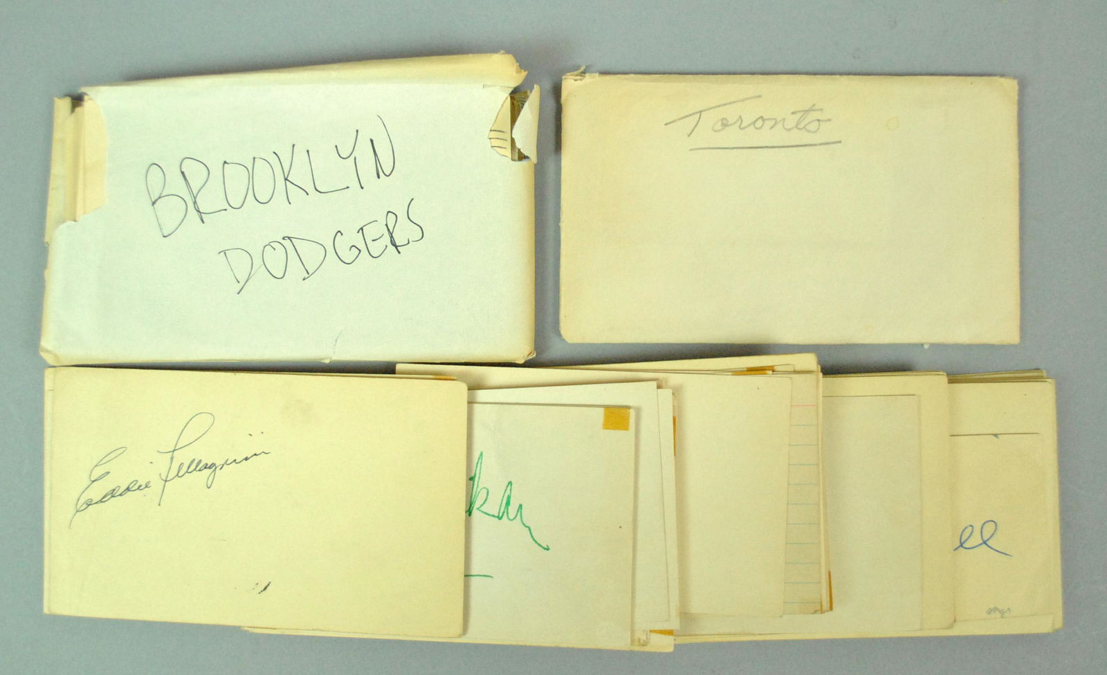 (100+) SPORT AUTOGRAPHS, DODGERS, MAPLE LEAFS, ETC (1 of 5)