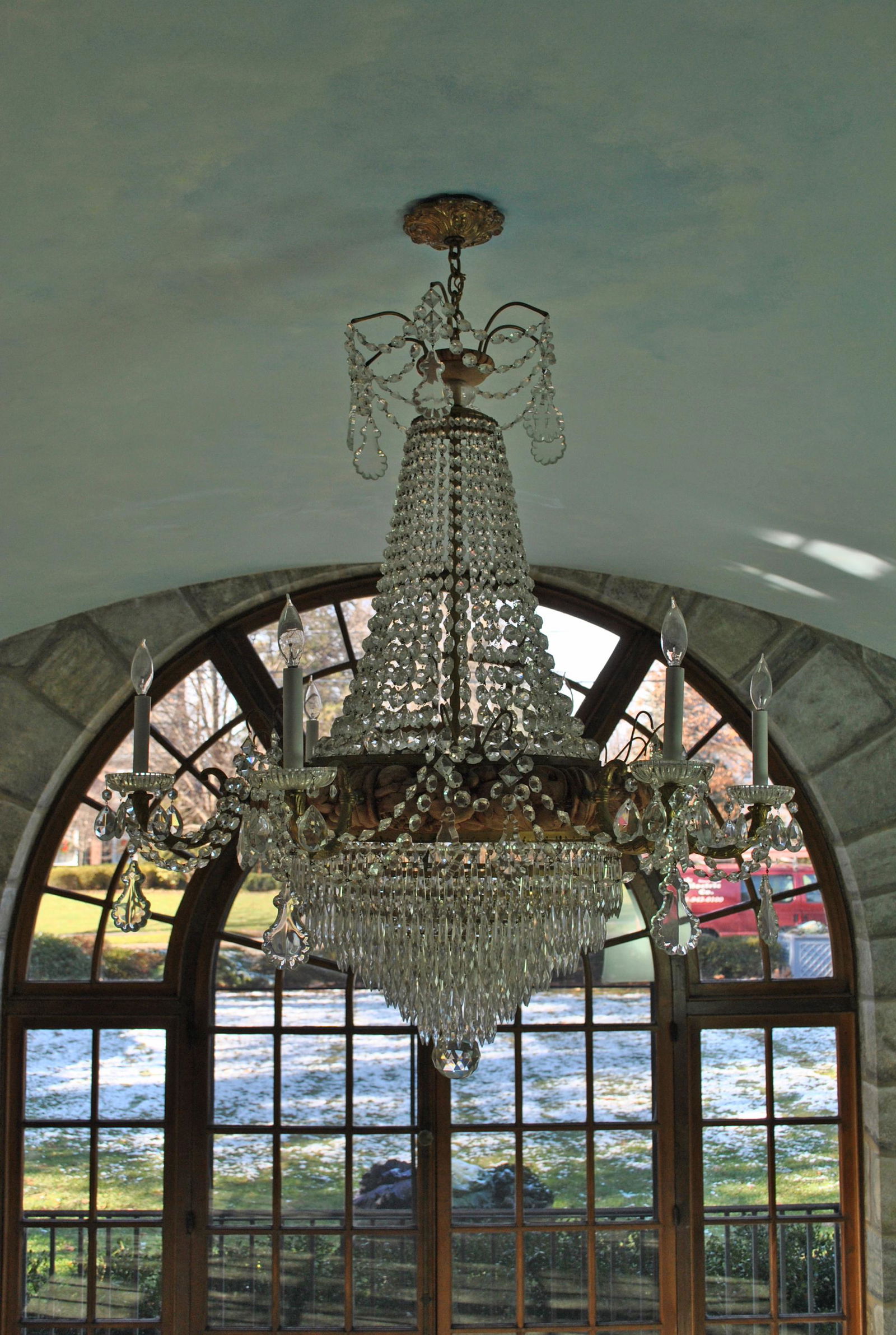 LOUIS XVI-STYLE CRYSTAL CHANDELIER (1 of 7)