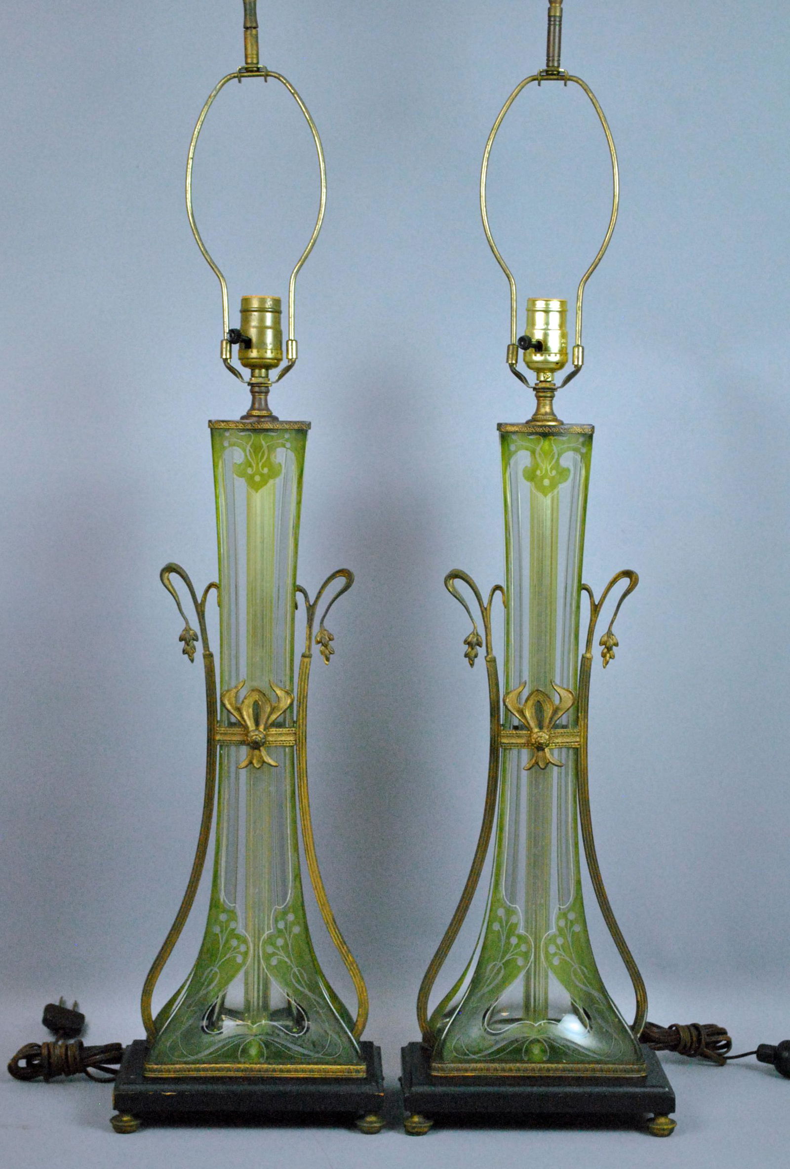 PAIR ART NOUVEAU ETCHED GLASS LAMPS (1 of 4)