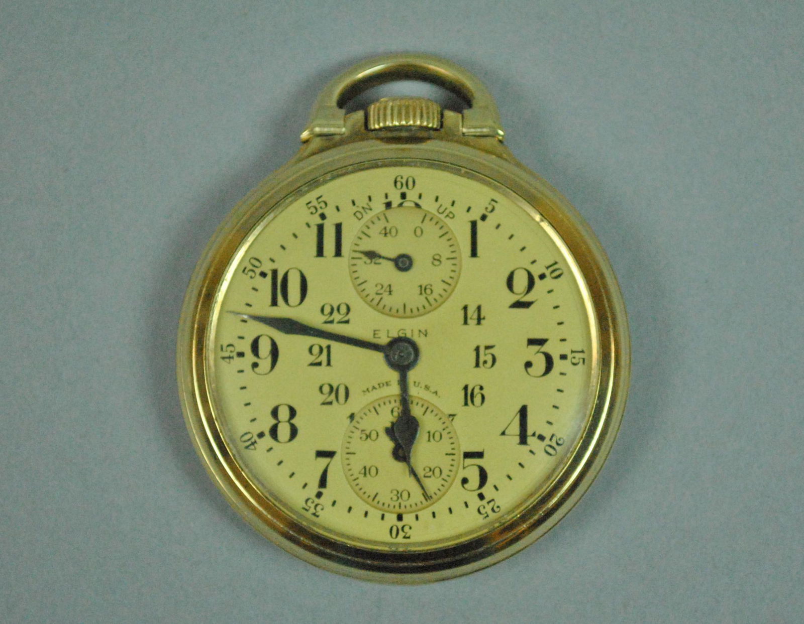 ELGIN FATHER TIME OPEN FACE RAILROAD POCKET WATCH (1 of 2)