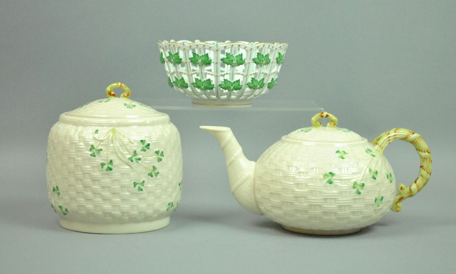 (3) CONTINENTAL PORCELAIN TABLEWARES (1 of 2)