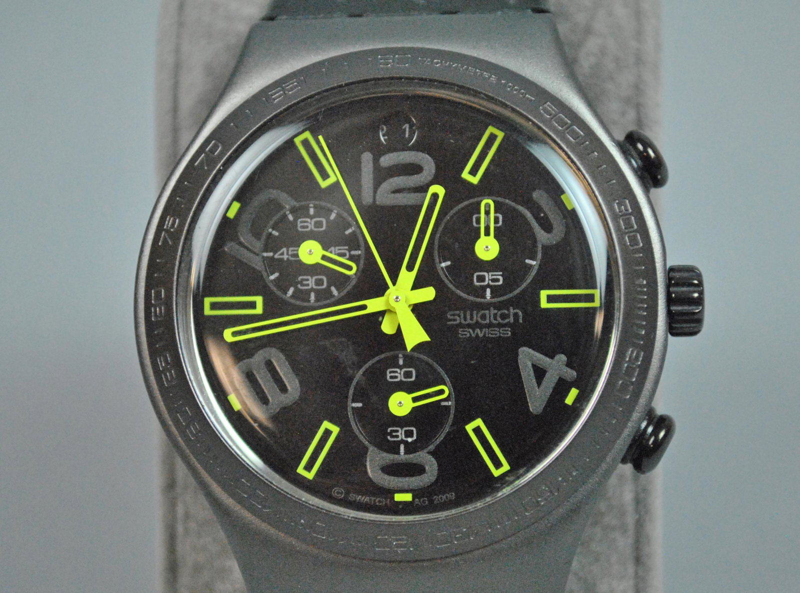 SWATCH IRONY ALUMINUM WATCH: SWATCH IRONY ALUMINUM WATCH 39mm, dial marked 'Swatch Swiss AG 2009', plastic band, non running, likely needs battery