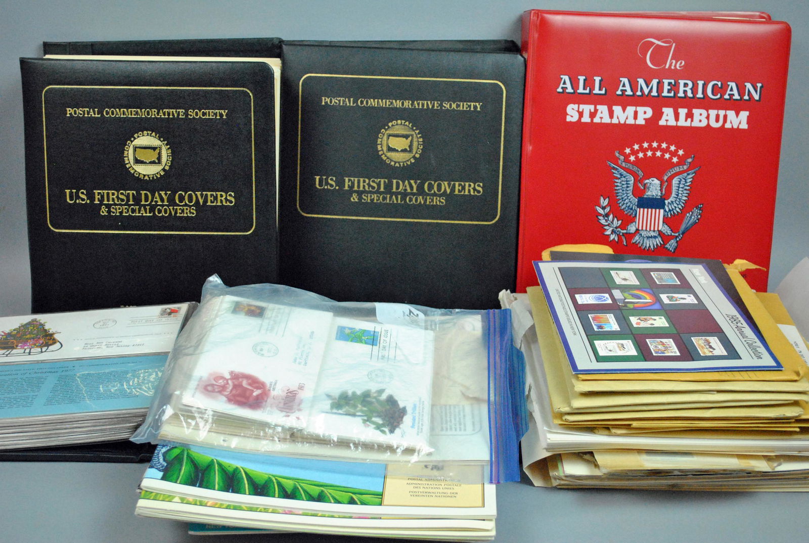 FIRST DAY COVER & COMMEMORATIVE STAMP GROUP (1 of 1)