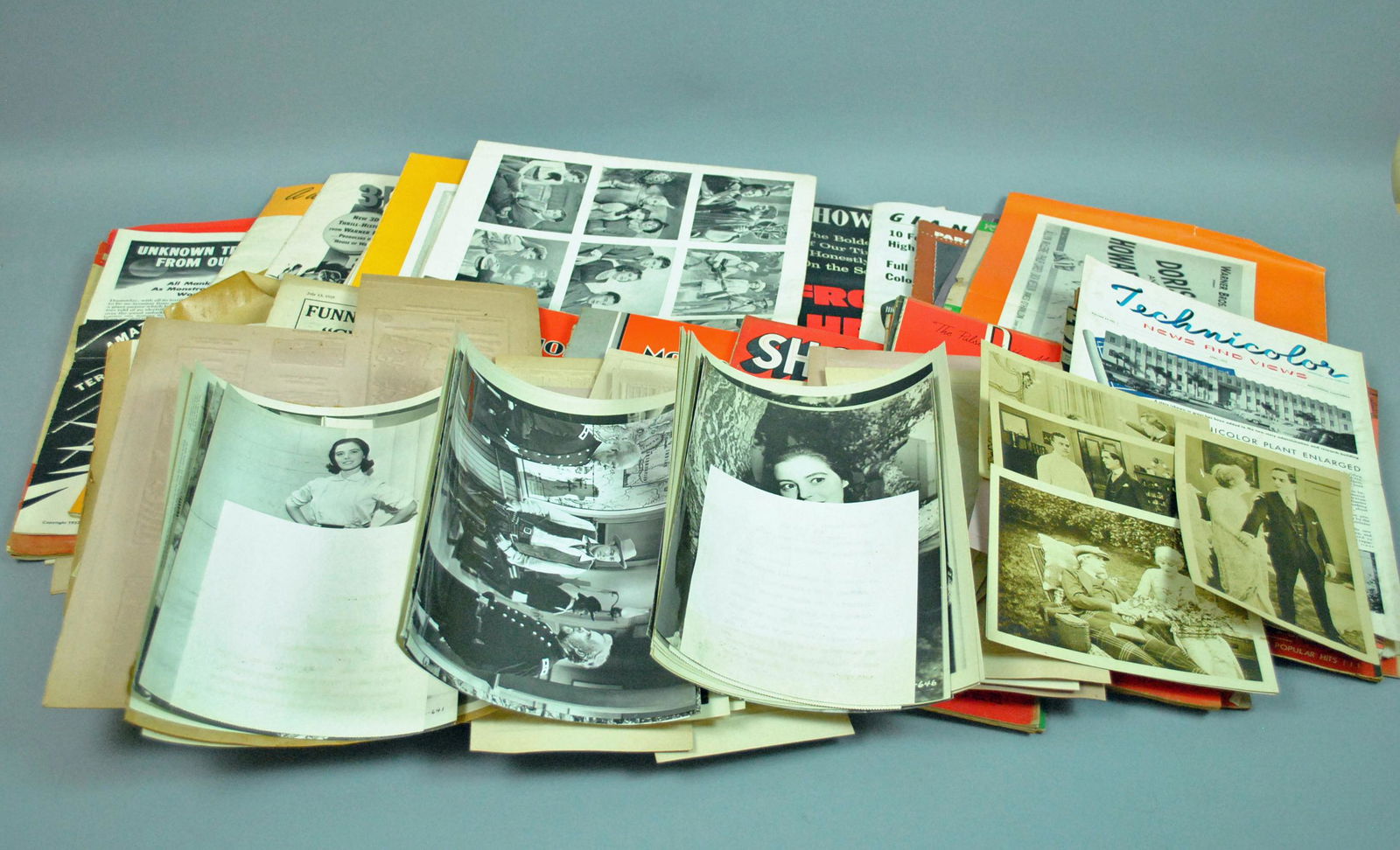 LARGE GROUP OF EARLY MOVIE HOUSE EPHEMERA (1 of 8)