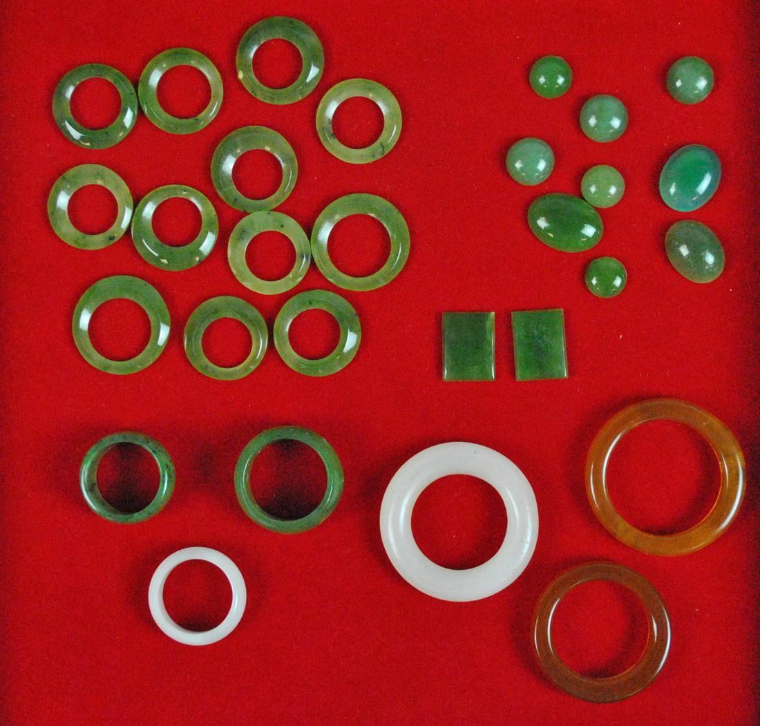 (29) PIECE JADE & HARDSTONE GROUP (1 of 5)